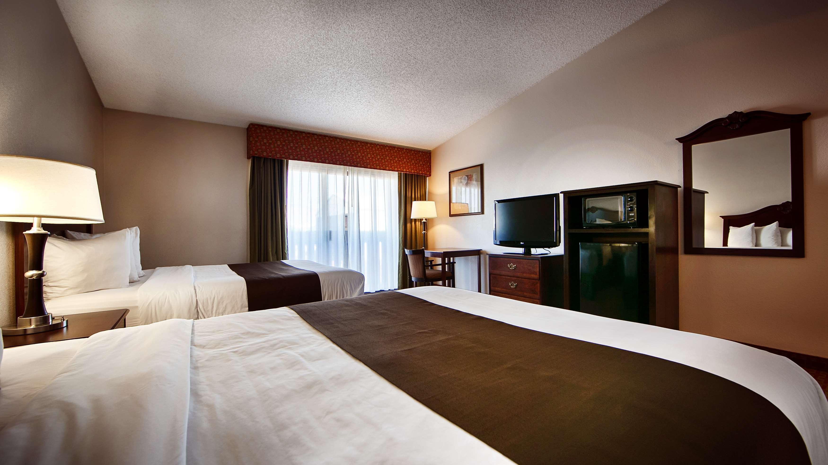Best Western Chieftain Inn Уэнатчи Экстерьер фото