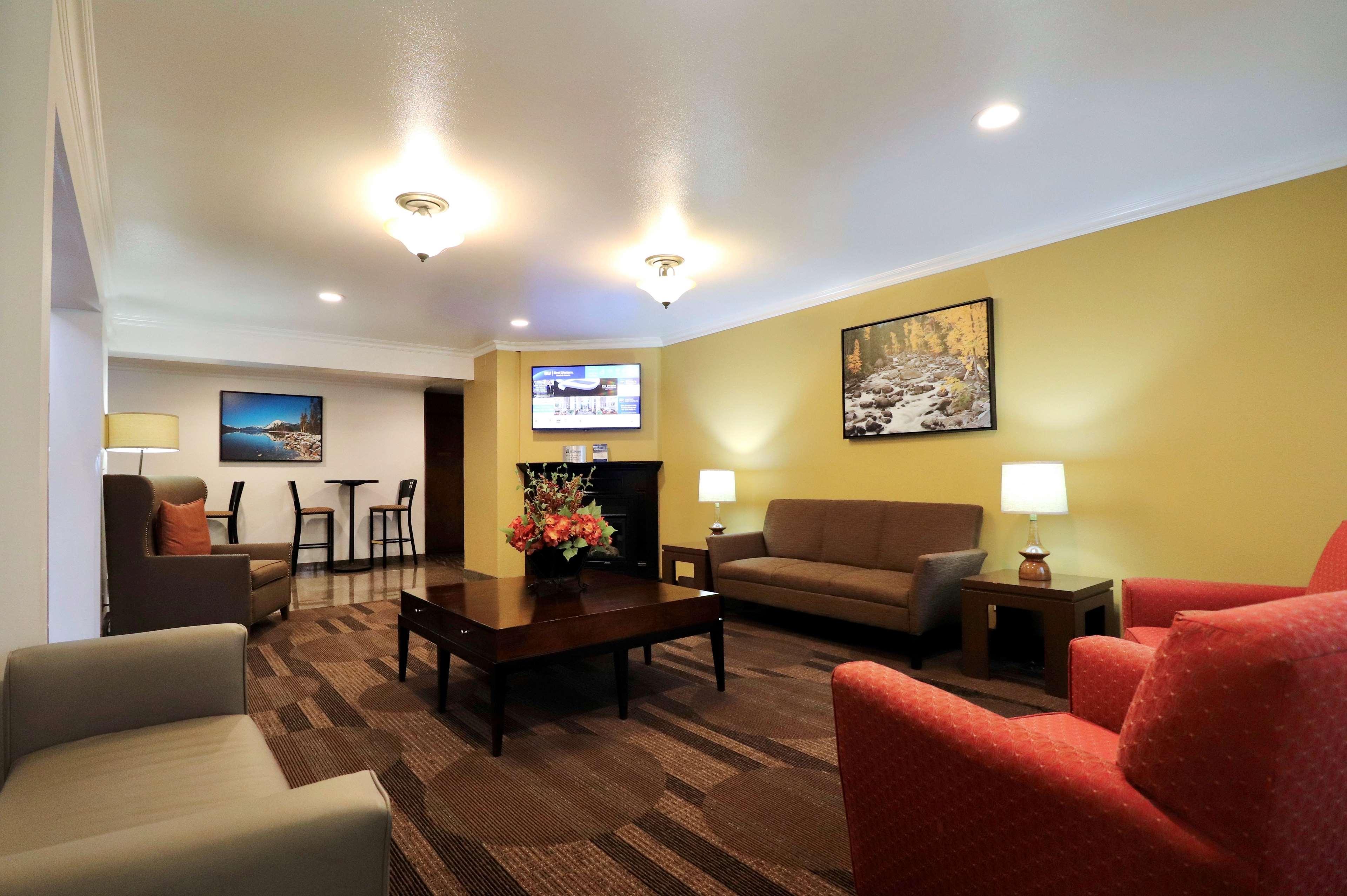 Best Western Chieftain Inn Уэнатчи Экстерьер фото