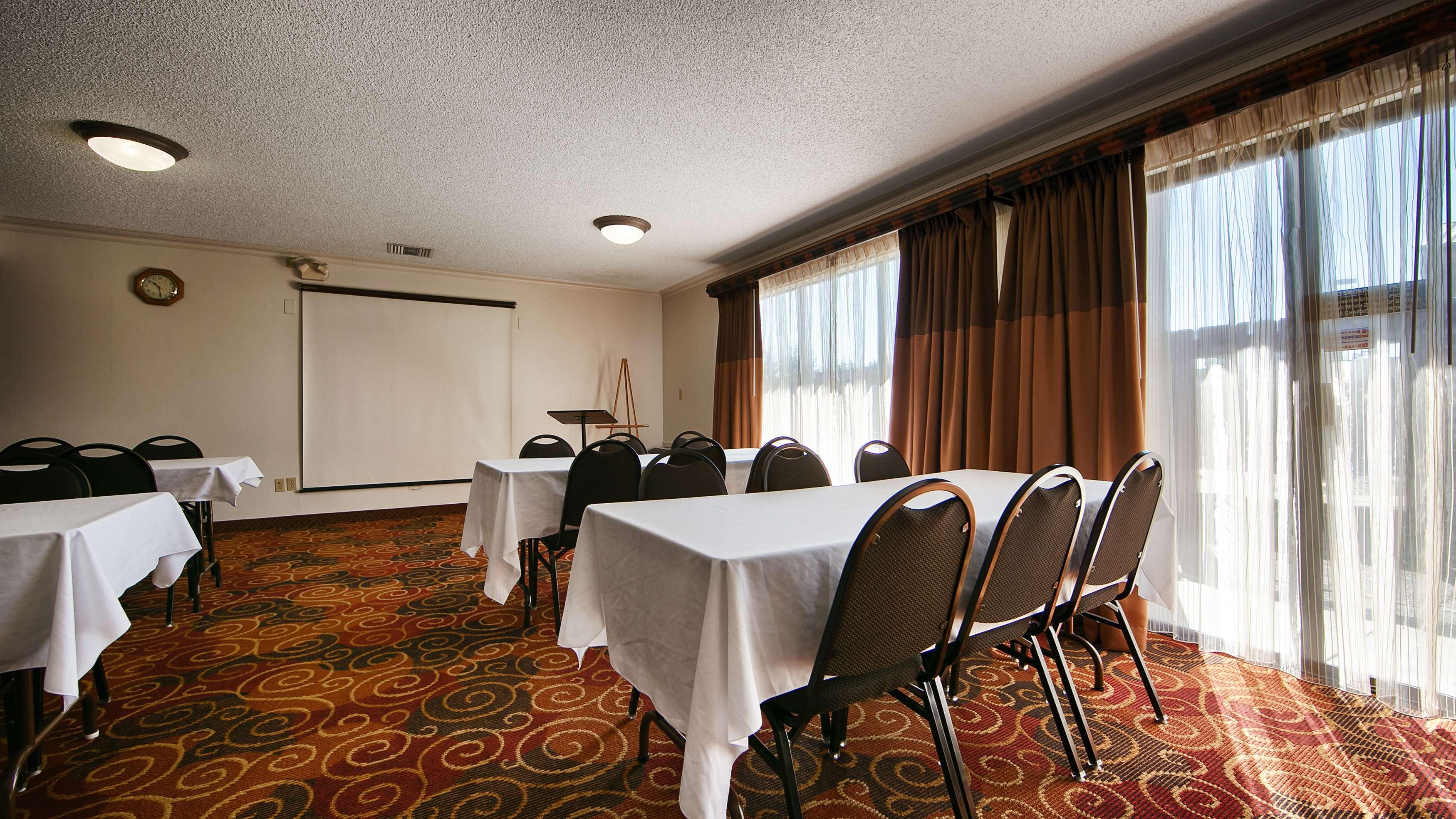 Best Western Chieftain Inn Уэнатчи Экстерьер фото
