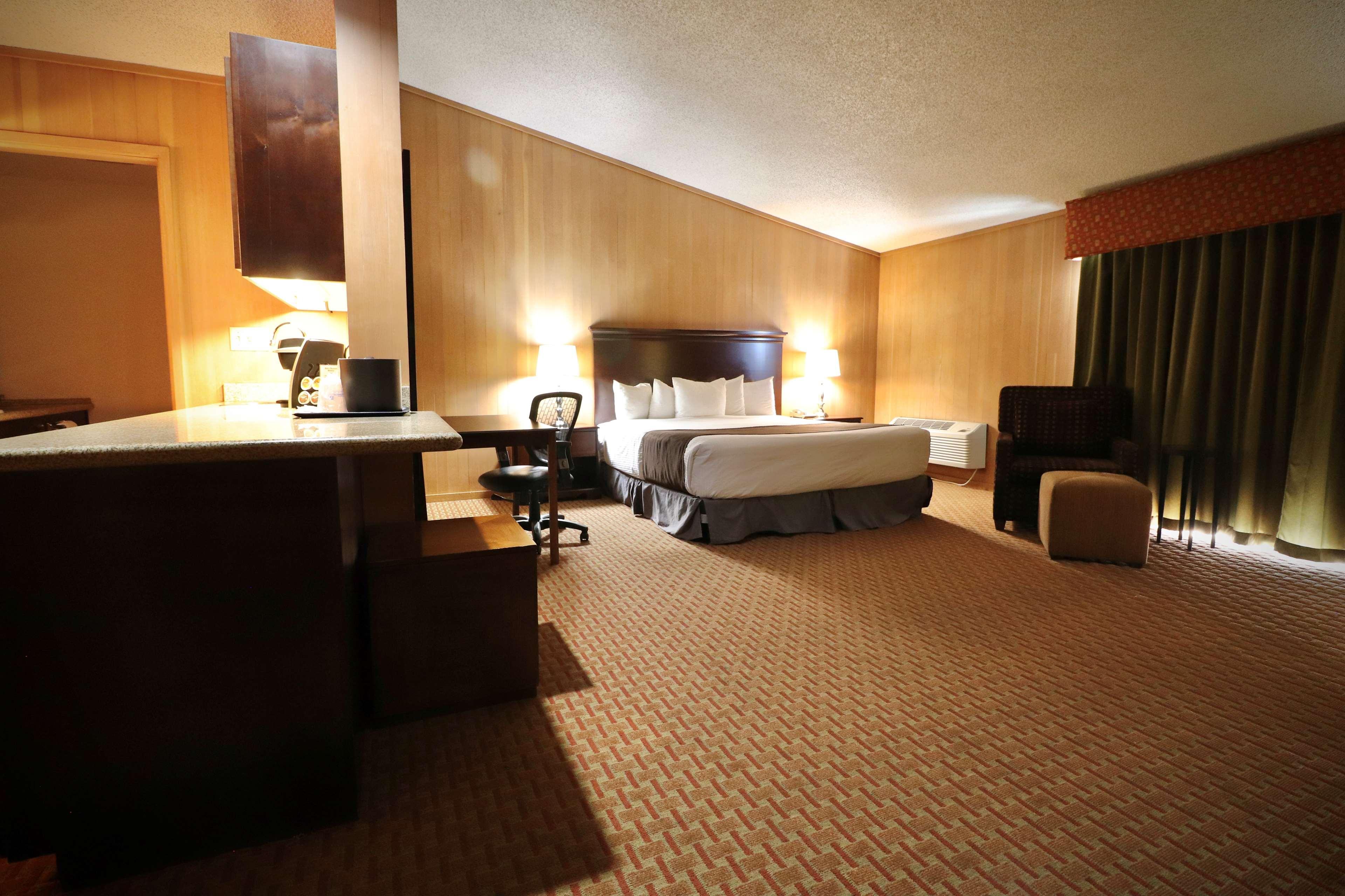 Best Western Chieftain Inn Уэнатчи Экстерьер фото