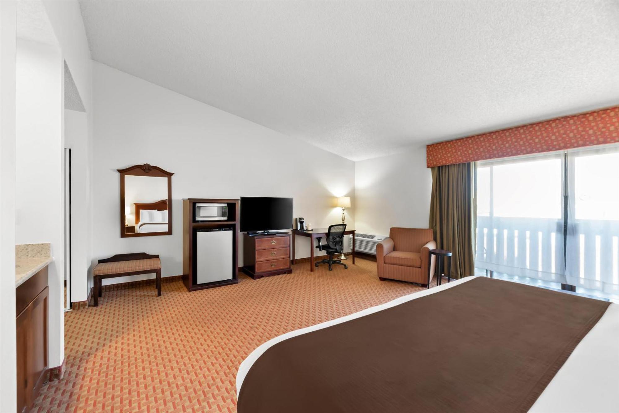 Best Western Chieftain Inn Уэнатчи Экстерьер фото
