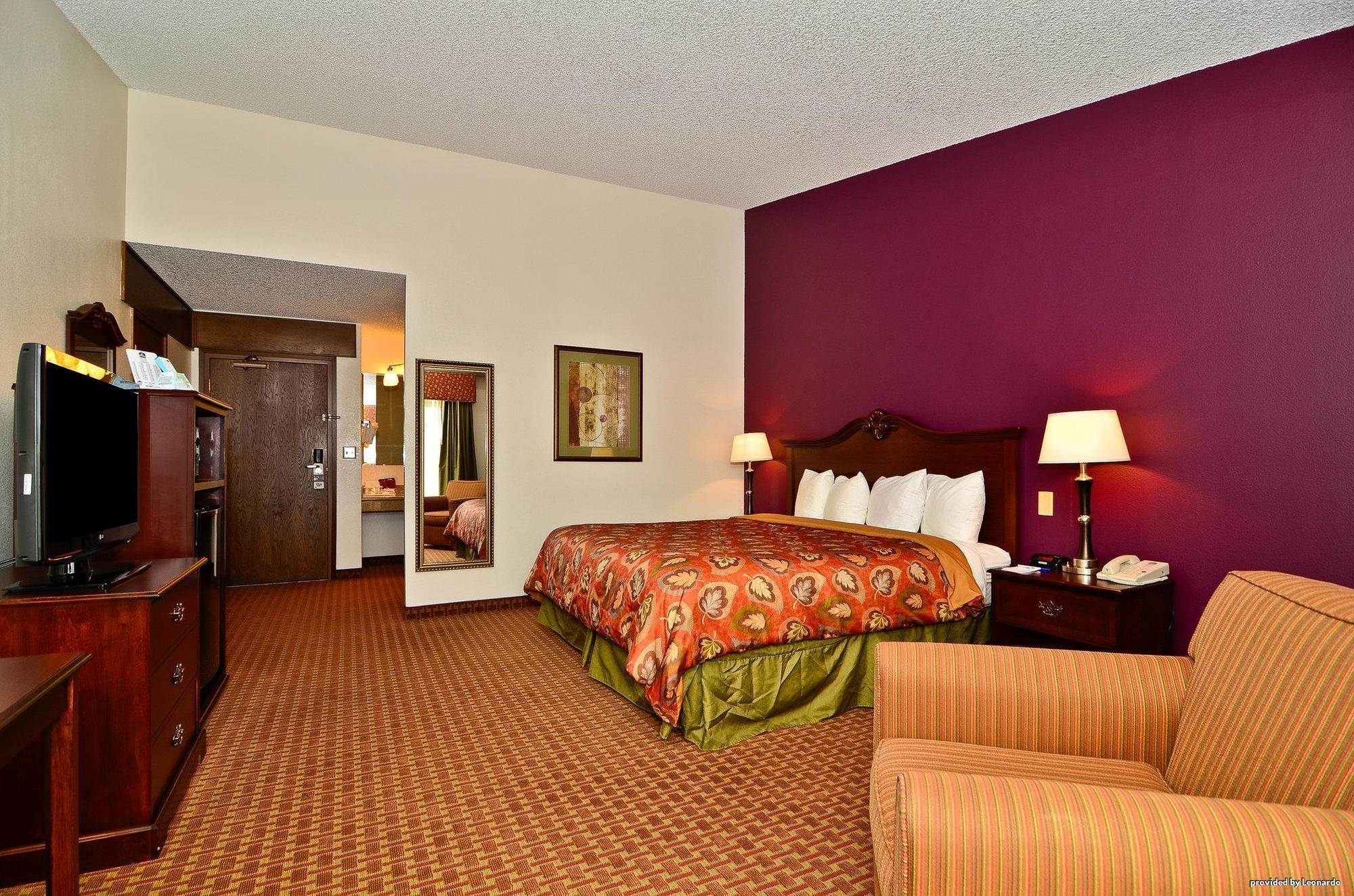 Best Western Chieftain Inn Уэнатчи Номер фото